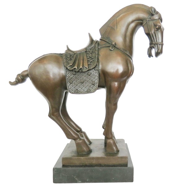 Cheval de guerre en bronze chinois de la dynastie Tang, sculpture de cheval, statue d’animal, cheval de guerre, cheval de guerre