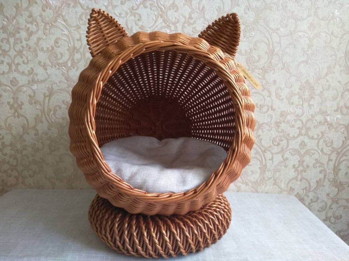 Cozy wicker cat bed Brown cat house Wicker cat basket bed with Etsy