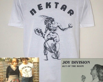 ネクターTシャツ - イアン・カーティス / ジョイ・ディヴィジョン着用
