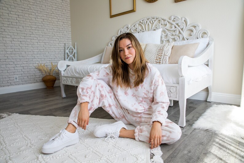 crewneck sweatpants set