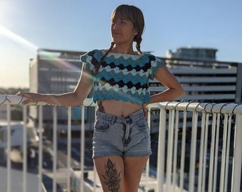 Crochet top WRITTEN PATTERN - The Chakra Top