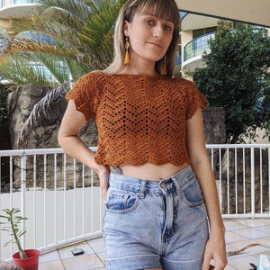 Crochet top WRITTEN PATTERN The Nami Top image 1