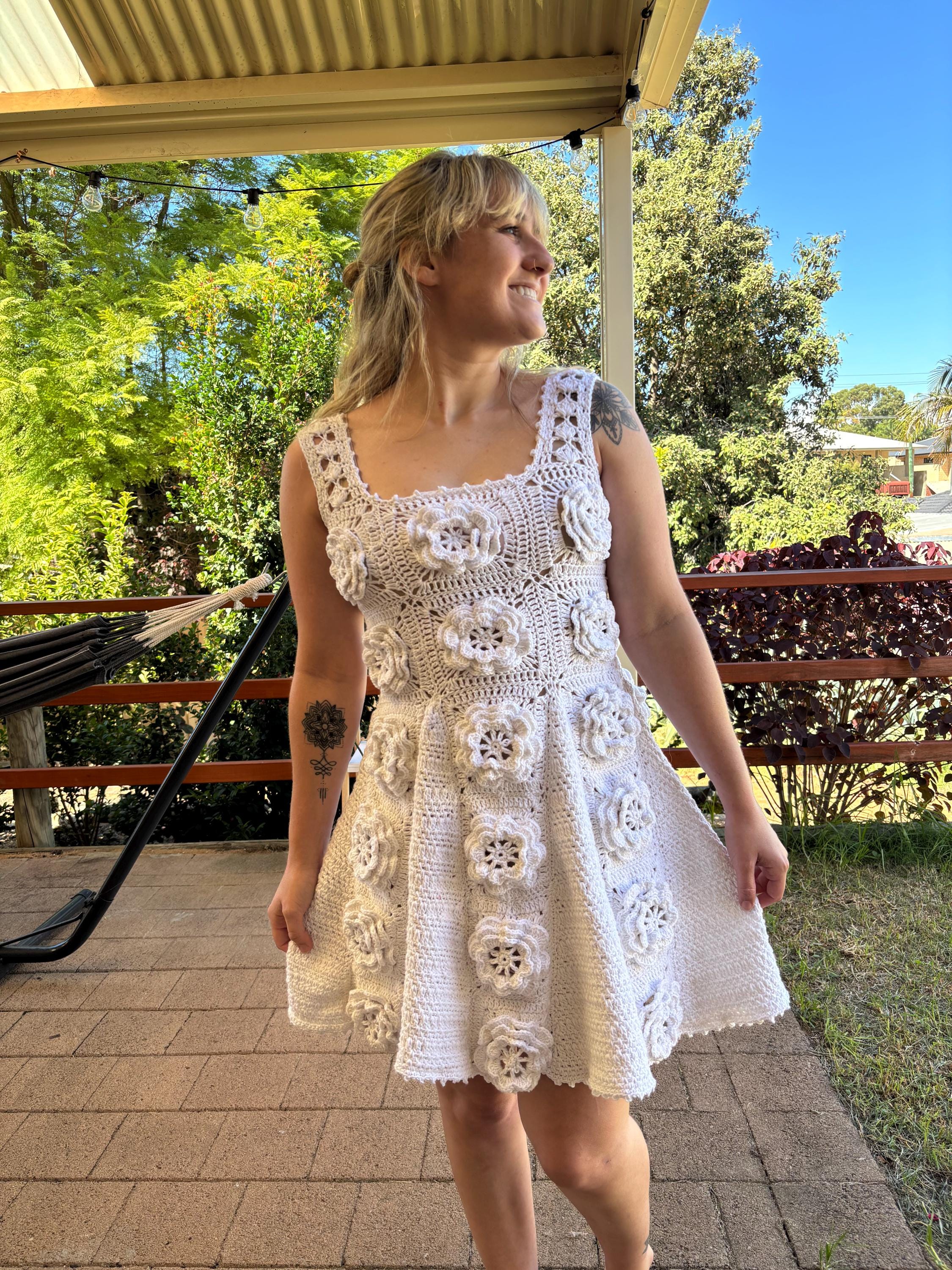 white christmas dresses Ser.O.Ya Women's Peony Dress - Eggshell main image 1
