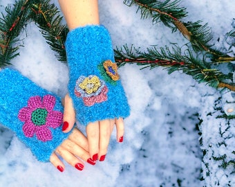 ALPACA WOOL MITTENS, Crochet Flower Mittens, Knitted Blue Mittens, Fingerless Gloves Women, Soft Sweater Mittens, Boho Winter Accessories