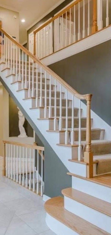 Escalier en chêne livré en kit pour mezzanine ou grenier