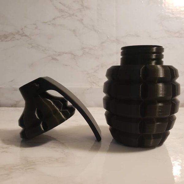 Grenade storage container