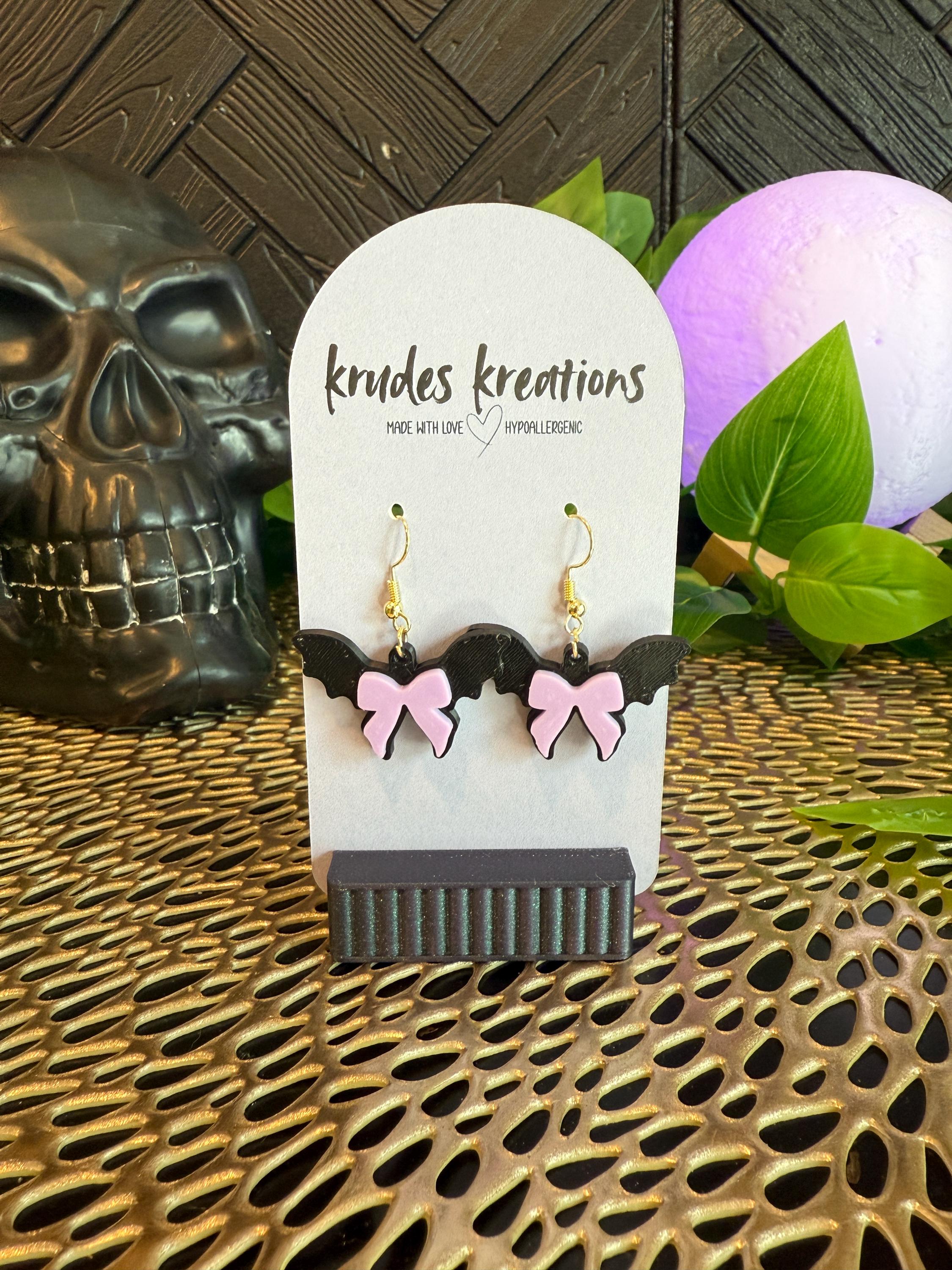 Bat Wing Bow Earrings – Spooky Cute Gothic Jewelry | Black & Pink Pastel Earrings for Alt Girls, Teens, Cosplay, Halloween Lovers
