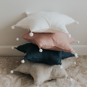 Linen star cushion/ linen star pillow/ star cushion with pom pom trim/ star cushion in various colors/ kids baby decor pillow/ hygge
