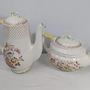 Royal Doulton Coffee/Tea Pot