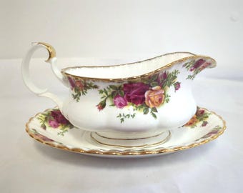 Juego de salsera Royal Albert Old Country Roses