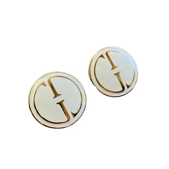 Gucci White Clip-on Earrings Authentic Designer V… - image 4