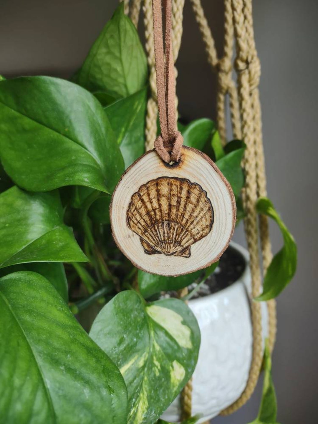 Sea Shell Pyrography Seashell Necklace Design, Wood Burned Handmade Necklace, Shell Pendent ...