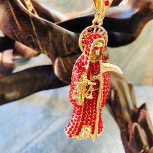 Red Holy Death Pendant & Necklace gold filled Santa Muerte Rojo y Cadena oro Laminado