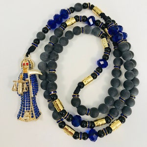 Santa Muerte Rosario Azul Negro hecho a mano con piedra naturales y cristal