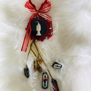 Santa muerte Blanca Bendicion y Proteccion en el Hogar y Negocio en amuleto