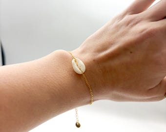 Stainless steel seashell bracelet, perfect gift for her, Christmas gift idea+