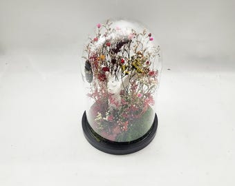Bell jar statue and preserved flower bouquets to decorate the home, ideal for him or her, a customizable gift, original decoration