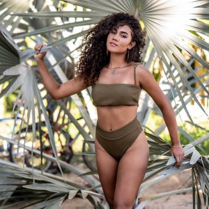 Textured Adjustable Straps Brazilian Bikini Top