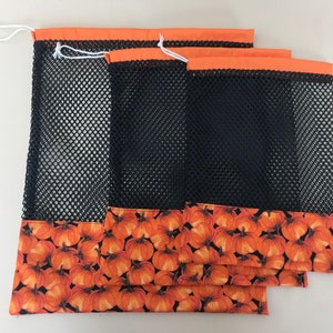 Fabric produce bags, Single or set veggie/fruit mesh bags, Set of 2 or 3 produce bags, 3 sizes, Reusable produce bags. Washable veggie bags.
