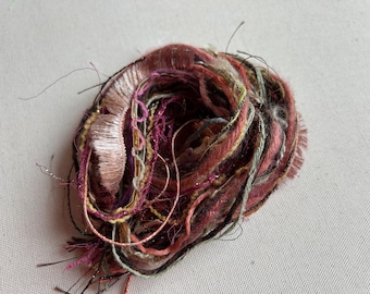 Multicolor Yarn Sampler: Fiber Embellishments for Weaving & Mixed Media