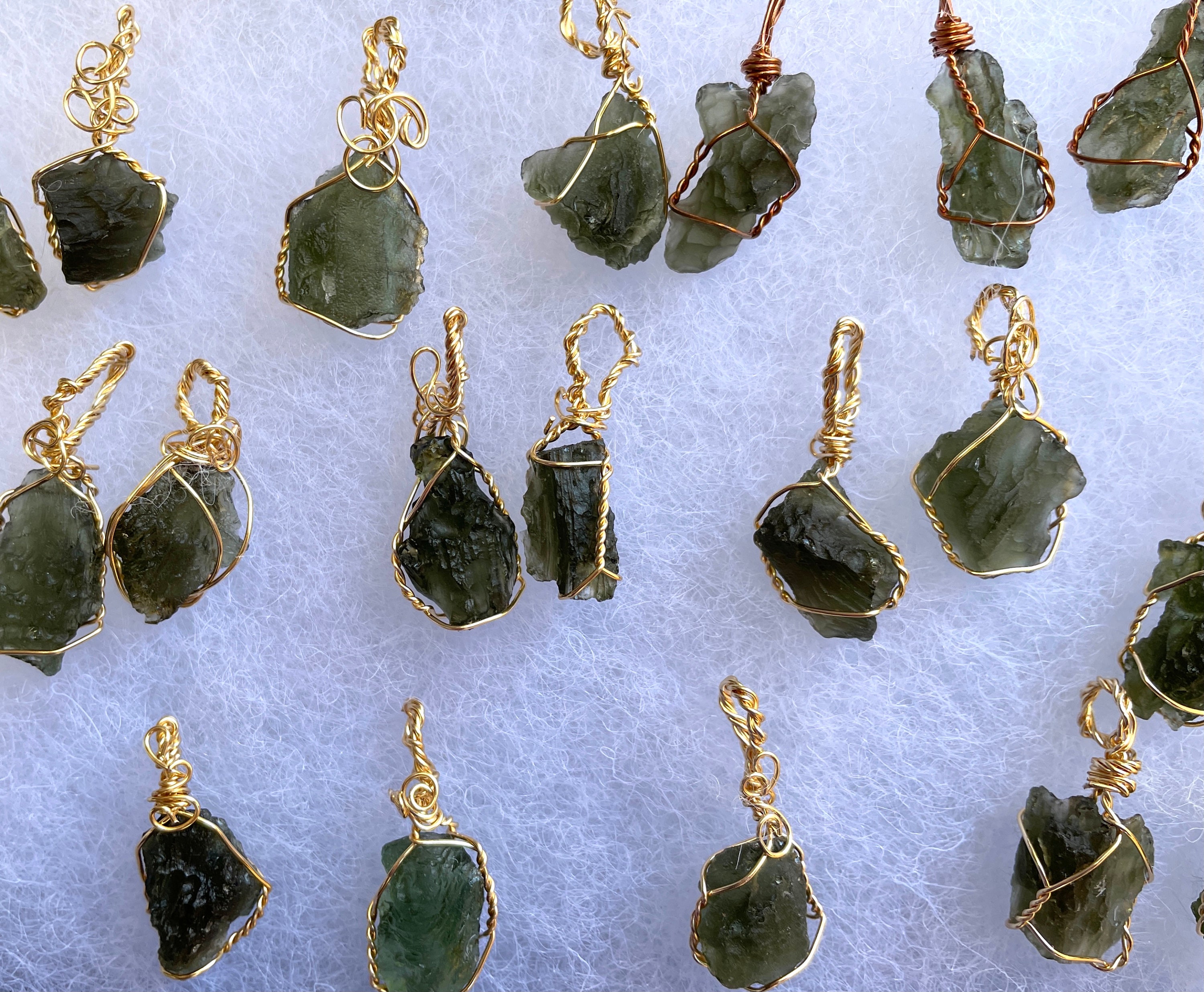 モルダバイトワイヤーラップ - Etsy 日本