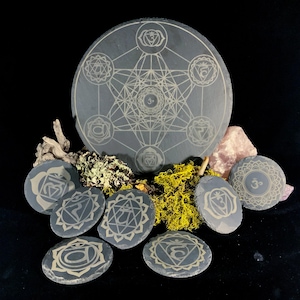 Metatrons Chakras Table Set/ Seven Chakra Stone Coasters / Beermat/ Candle Stand/ Altar Decor/ Charcuterie Board / Serving Tray /Centerpiece