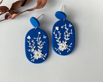 White Flower Polymer Clay Earring for women, Royal Blue Floral Earring, Garden Earring for gift, Embroidery Earring, Floral Jewelry