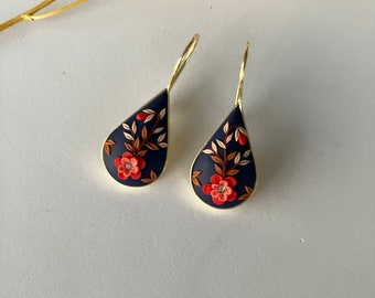 Floral Silver Earring / Tiny Flower Earring / Plant Polymer Clay Earring / Handmade gift for women / 925 Earring