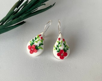 Plant Polymer Clay Earring / Floral Silver Earring / Tiny Flower Earring / Garden Jewelry / Birthday gift for her