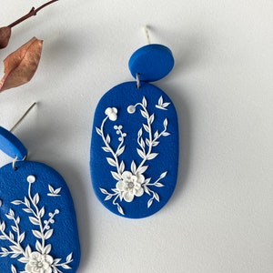 White Flower Polymer Clay Earring for women, Royal Blue Floral Earring, Garden Earring for gift, Embroidery Earring, Floral Jewelry image 4