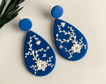 Royal Blue Floral Earring / Garden Polymer Clay Earring / Botanical Earring / Plant Earring / Best gift for women