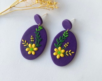 Purple Floral Earring / Flower Polymer Clay Earring / Cool Artsy Earring / Garden Summer Earring / Handcrafted Earring