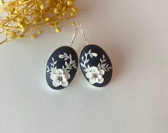 Cute White Flower Earring / 925 Sterling Silver Floral Earring / Unique Polymer Clay Earring for Girlfriend