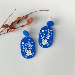 White Flower Polymer Clay Earring for women, Royal Blue Floral Earring, Garden Earring for gift, Embroidery Earring, Floral Jewelry image 6