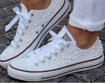 bride and groom sneakers