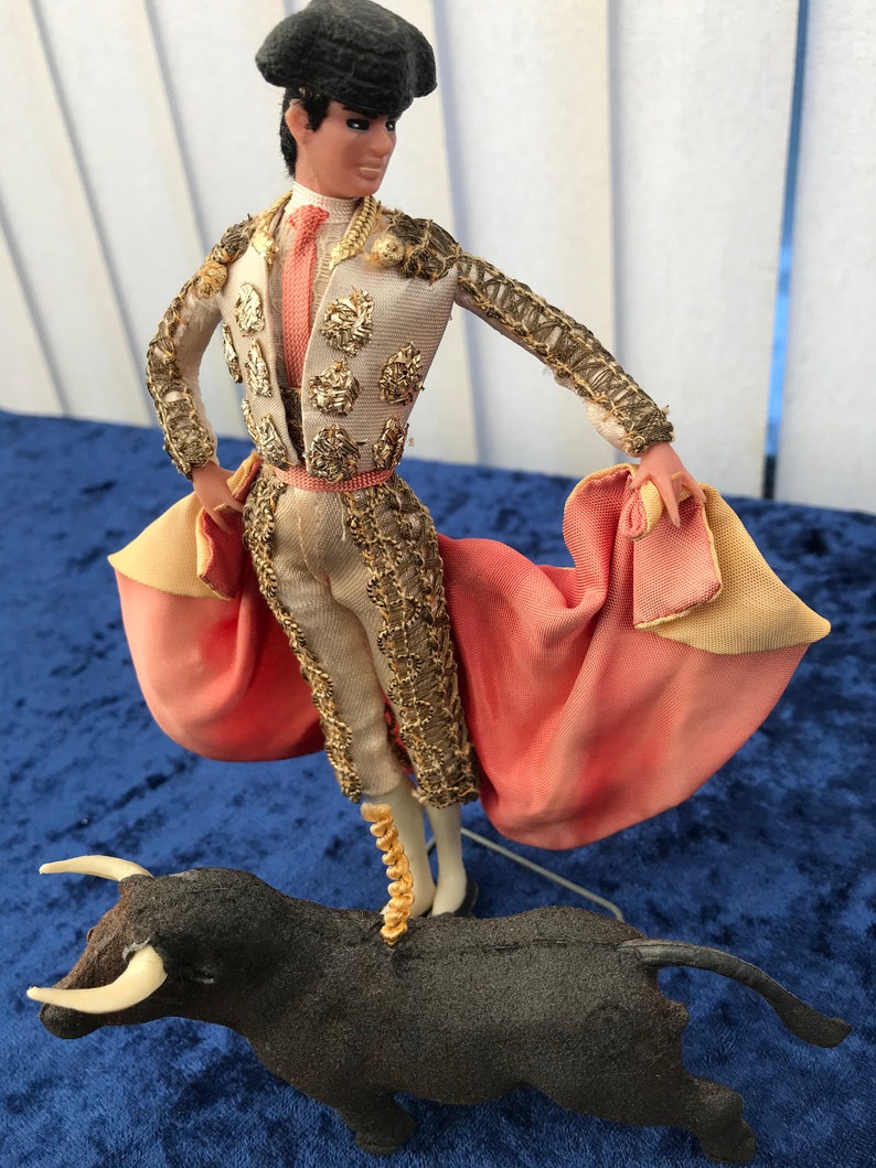 all items are in excellent condition. Tambourine 14cm dia - Matador 17cm Tall VINTAGE SPECIAL Tambourine with El Toro and his Matador