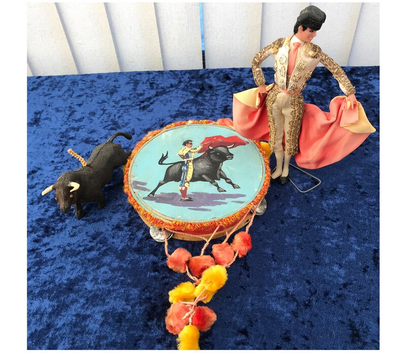 all items are in excellent condition. Tambourine 14cm dia - Matador 17cm Tall VINTAGE SPECIAL Tambourine with El Toro and his Matador