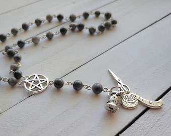 Collar de cuentas de larvikita: amuletos de Moirai Fates, cuentas de oración griegas