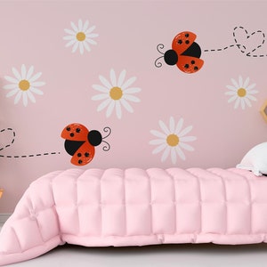 Carta da parati con fiori di coccinella e margherita, arte della parete della scuola materna, autoadesiva (stacca e incolla), arredamento della camera delle ragazze, non autoadesiva (vinile)