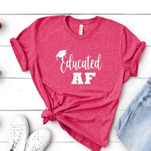 Educatief af-shirt, afstudeershirts, masteropleiding, collage afstudeerder, collage afstuderen, middelbare school afstuderen, eindexamencadeau senioren, 2021