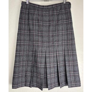 Pendleton Vintage Grey Red Plaid Wool Pleated Midi Skirt Size 30/10 USA 2416