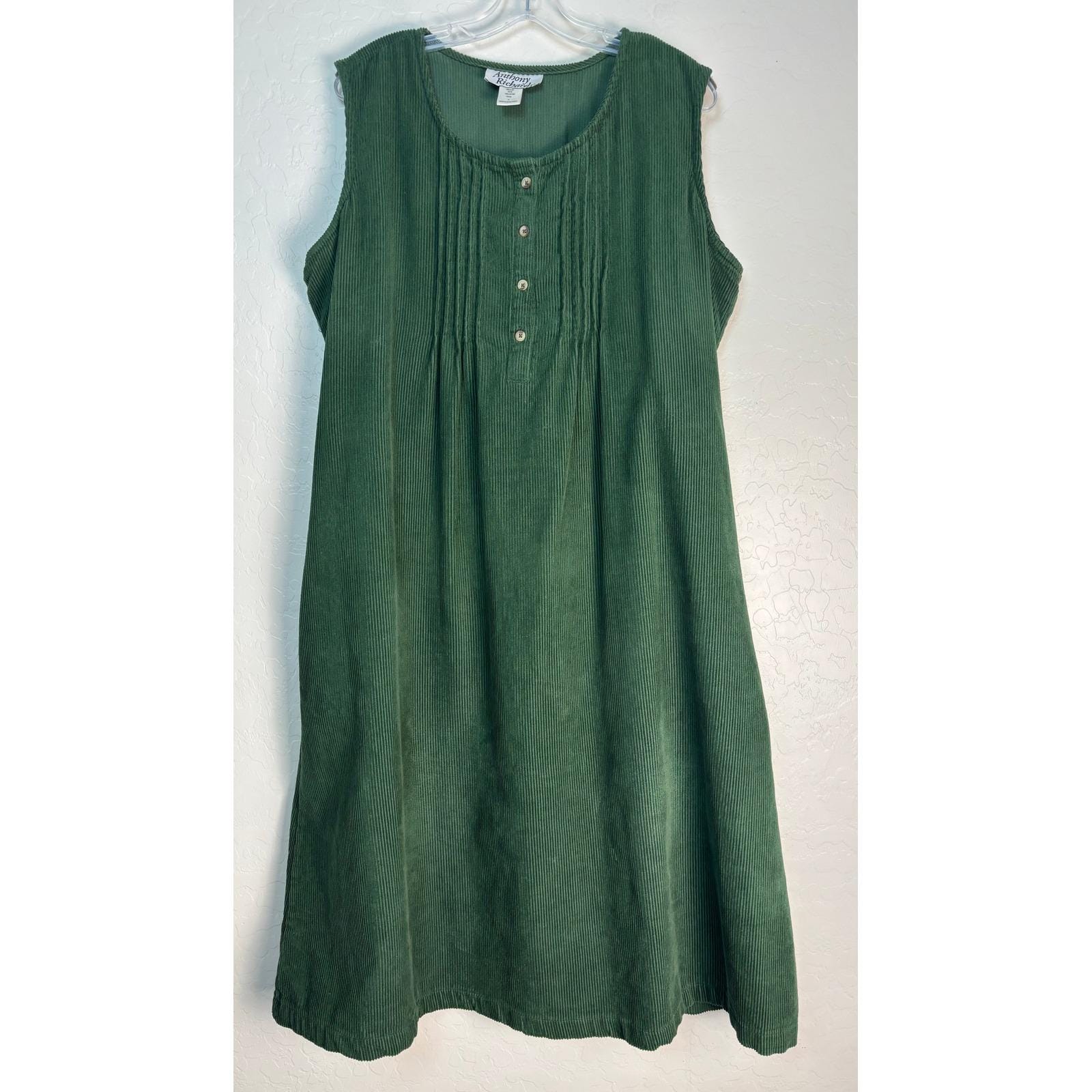 slim fit dress slacks Evelyn Cord Shift Dress-Green Fir main image 1