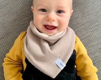 Gefüttertes Halstuch 0-2 Jahre - viele Stoffe zur Auswahl / Lätzchen / Dreieckstuch - Baby - Mädchen u. Jungen / für den Winter / Fleece