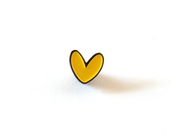 Mini yellow heart enamel pin - Cute soft enamel pin - Aesthetic enamel pin - Pins for backpacks - Small hat pins