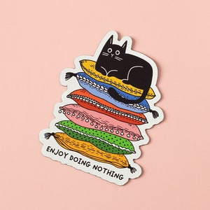 Autocollant en vinyle "Amusez-vous à ne rien faire" | Sticker chat paresseux | Sticker relaxant mignon | Sticker fantaisiste | 2,34 x 3 pouces