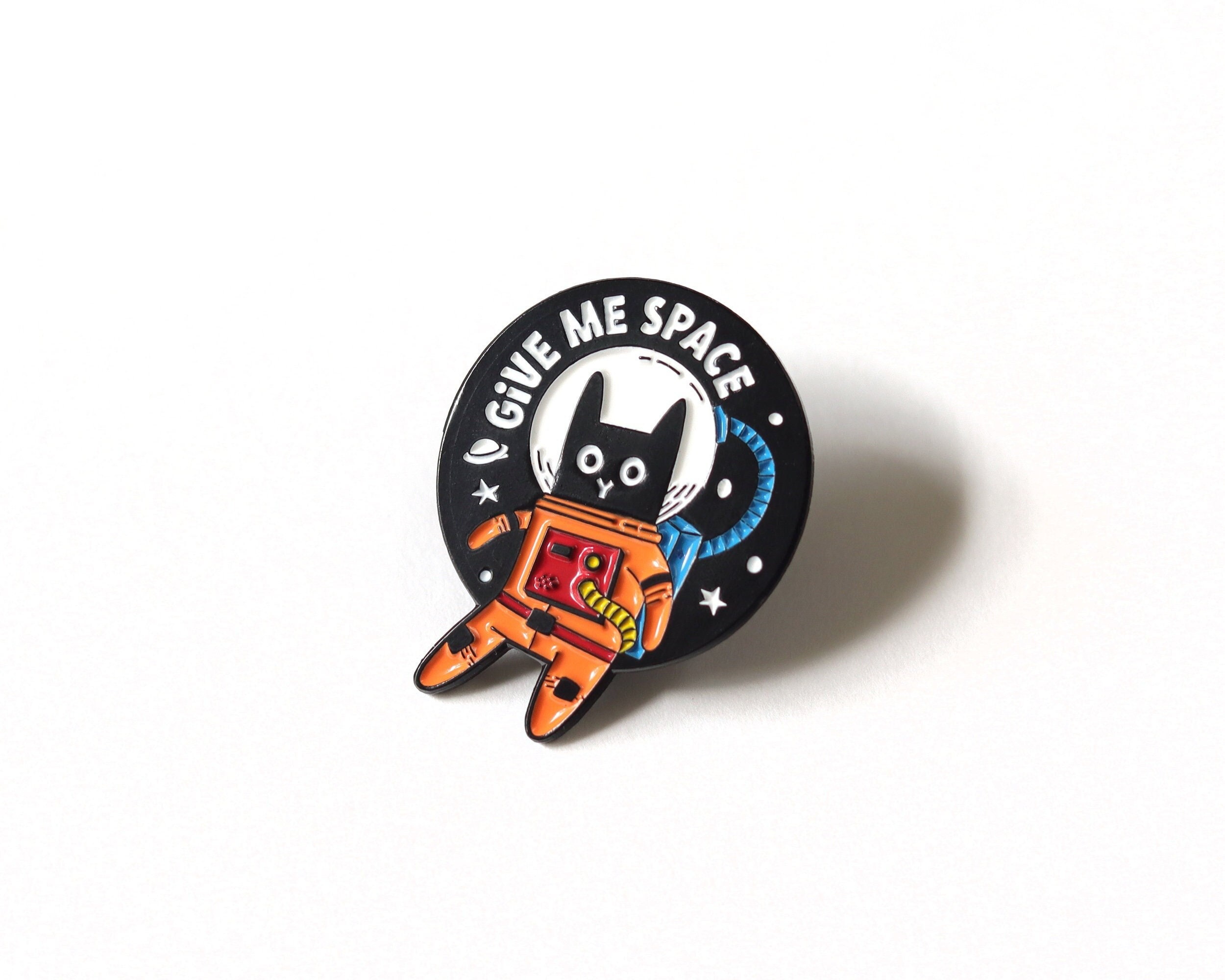 Astronaut Cat Enamel Pin | Cute Space Cat Pin for Jackets, Bags, and Hats | Space-Themed Pin | Cosmic Lapel Pin | Quirky Cat Pin