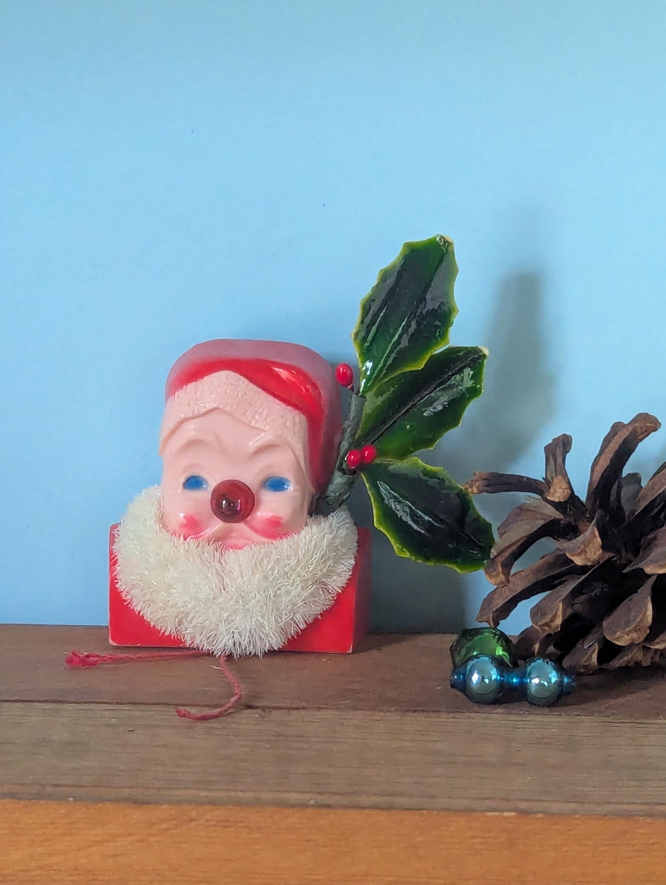 Vintage Santa Light up Nose Pin