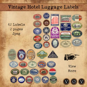 Puede incluir: Una colección de 42 etiquetas de equipaje de hotel vintage sobre un fondo texturizado. Las etiquetas presentan varios diseños, colores y nombres de hoteles, incluyendo "Hotel Hershey" y "Raffles Hotel Singapore". La imagen también incluye el texto "Vintage Hotel Luggage Labels".