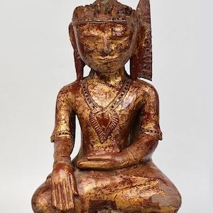 18th Century, Shan, Antique Burmese Wooden Seated Crowned King Buddha Statue