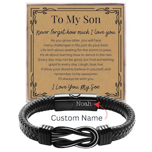 Personalisieren Sie das Unendlichkeitsknotenarmband mit der Karte. Armband mit Wunschnamen. Schmuck Geschenk für Sohn. Einzigartiges Weihnachtsgeschenk